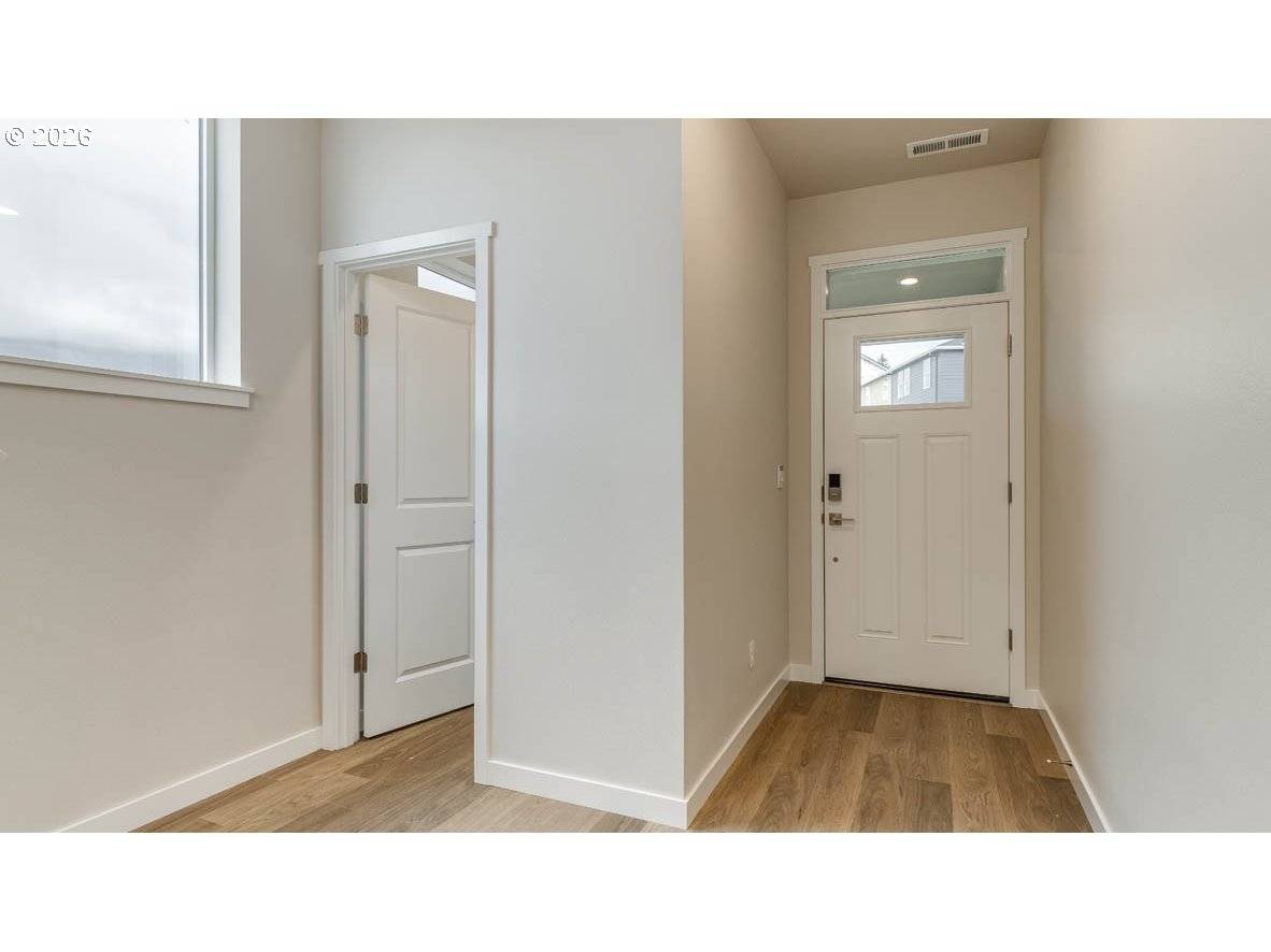 9481 SE Crystal Rose ST, Happy Valley, OR 97086