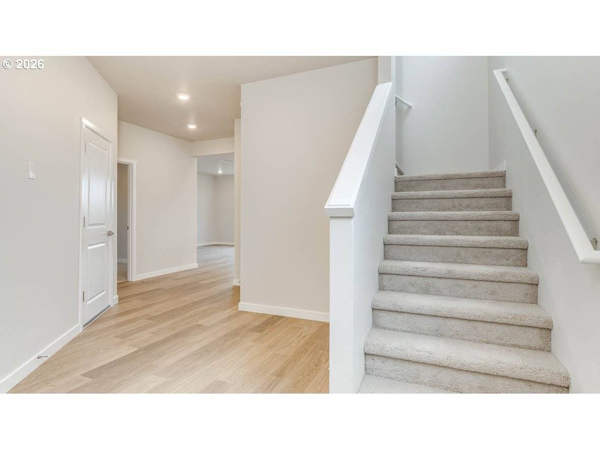 9481 SE Crystal Rose ST, Happy Valley, OR 97086