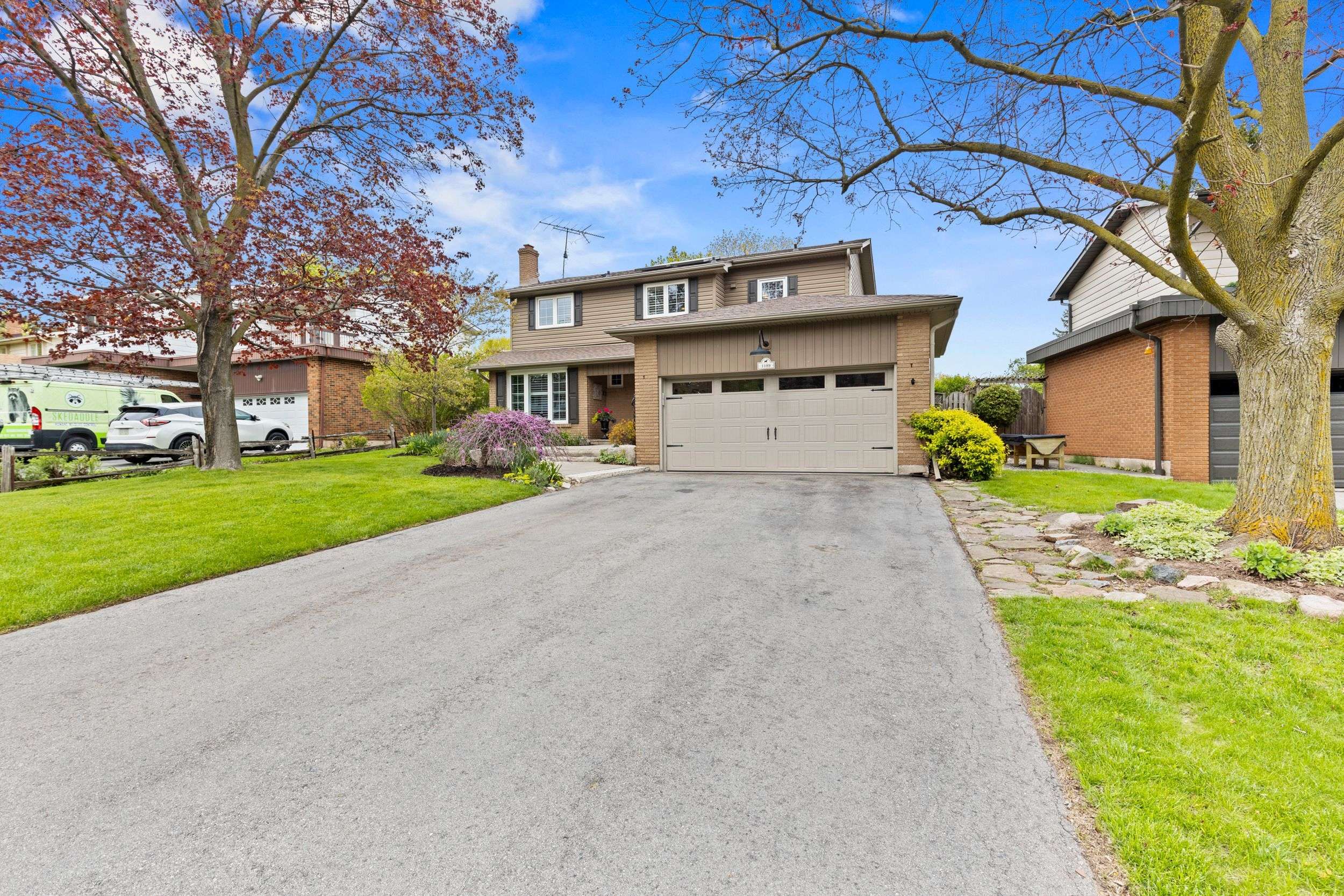 1189 Lambeth RD, Oakville, ON L6H 2C9