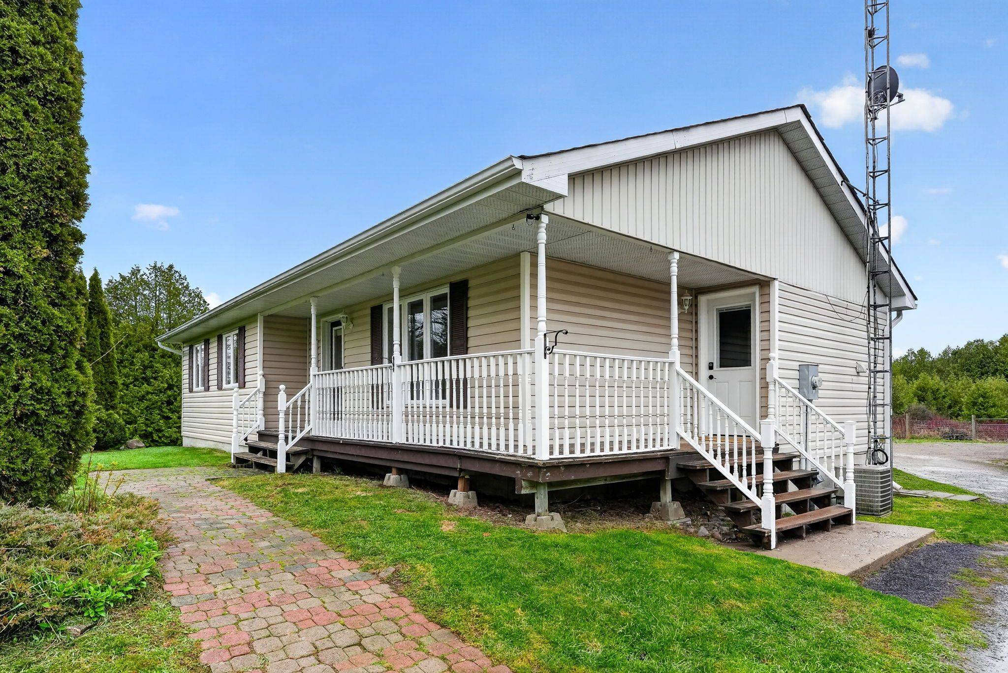 646 The Glen RD, Kawartha Lakes, ON K0M 2T0