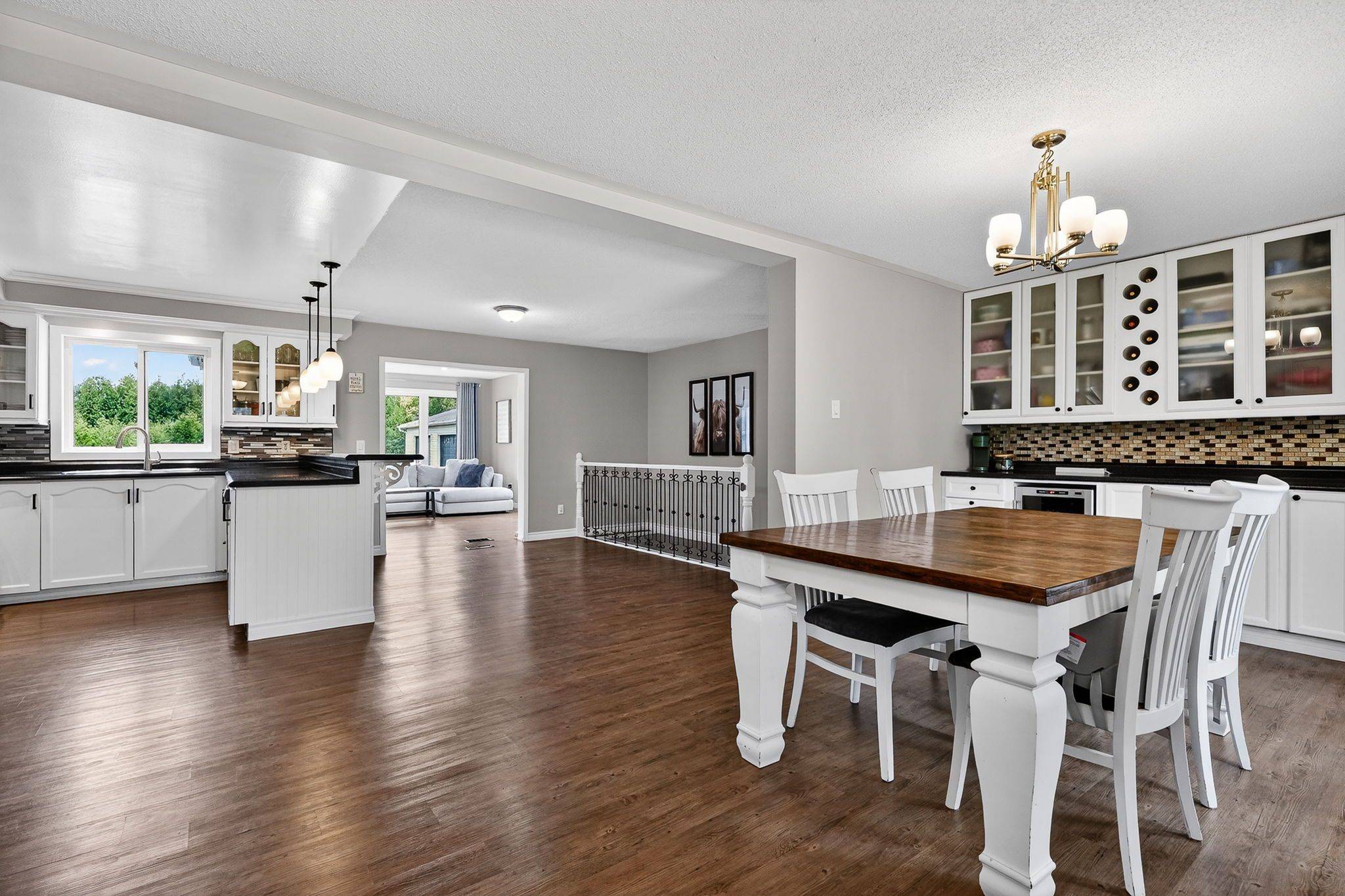 646 The Glen RD, Kawartha Lakes, ON K0M 2T0