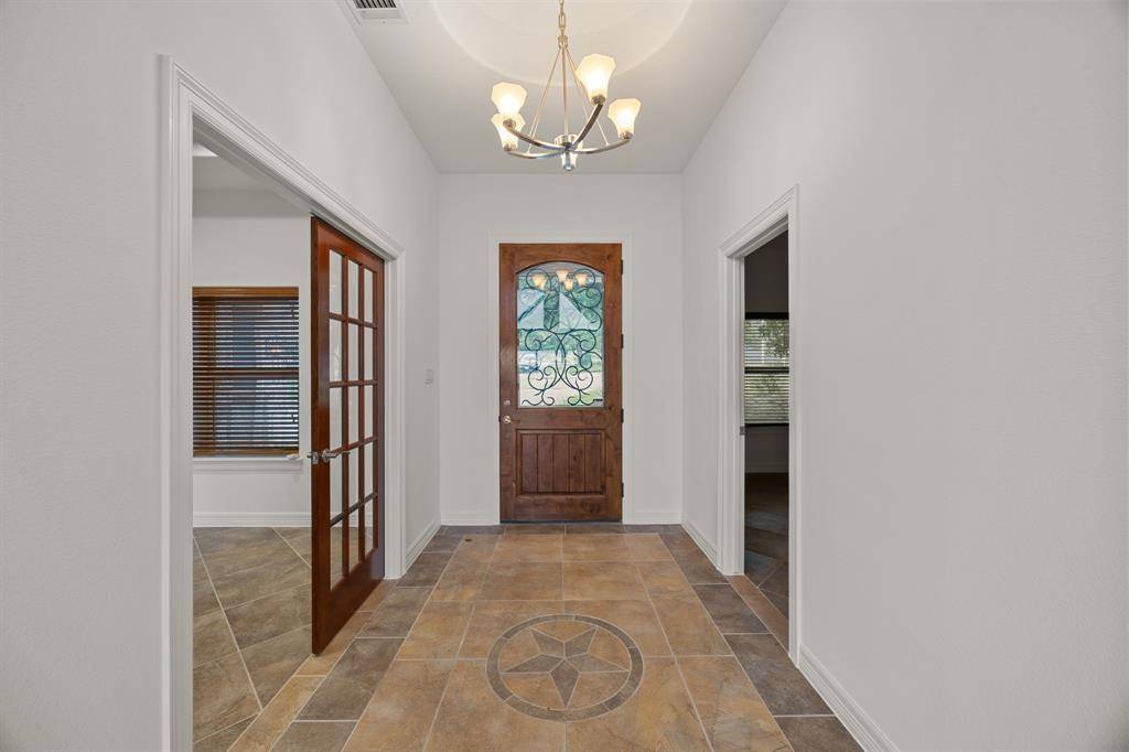 18302 Austin Boulevard, Lago Vista, TX 78645