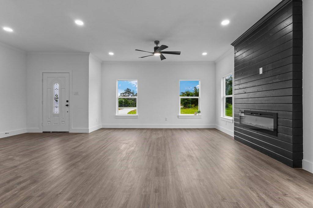 1705 South Tool Drive, Tool, TX 75143