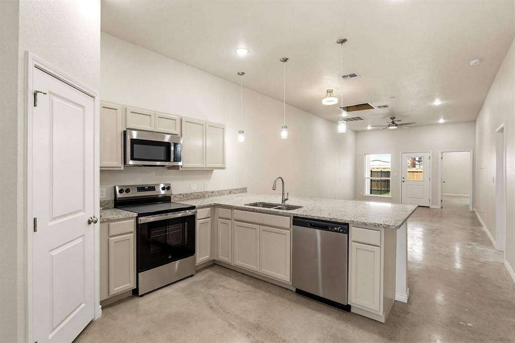 406 W Avenue C #C, Copperas Cove, TX 76522