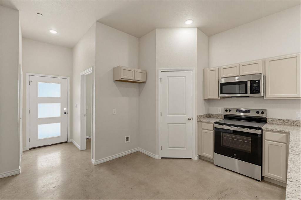 406 W Avenue C #C, Copperas Cove, TX 76522
