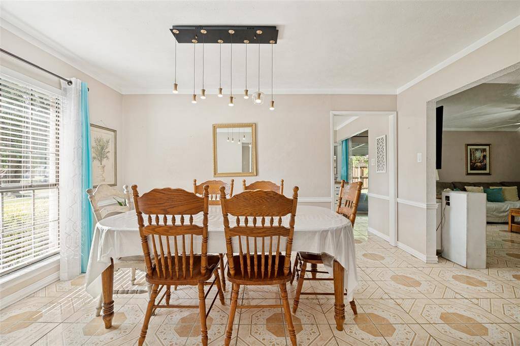 1429 Meandering Way, Garland, TX 75040
