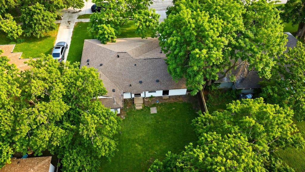 3217 Santa Teresa Avenue, Dallas, TX 75228