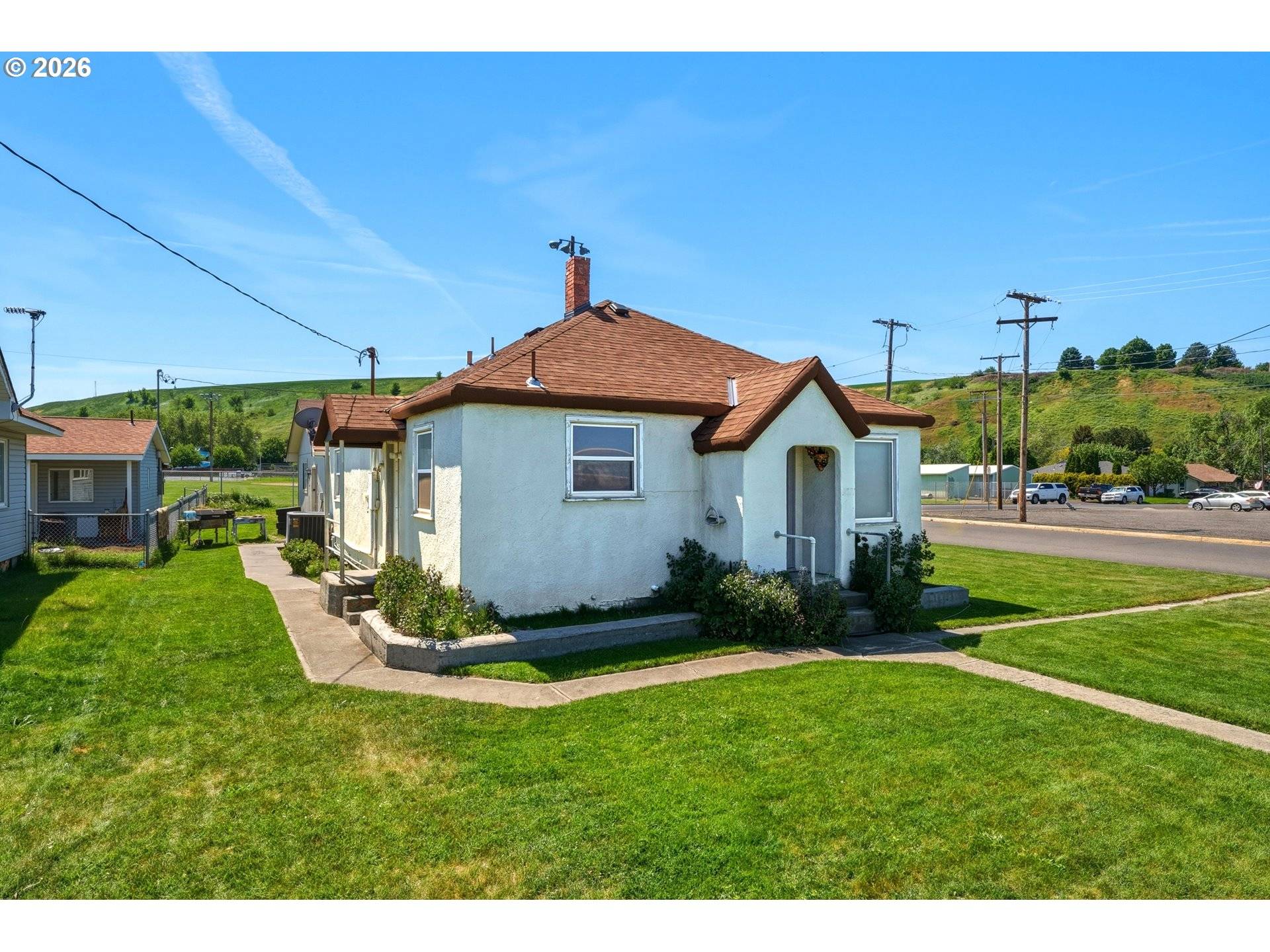 129 E CATHERINE AVE, Milton Freewater, OR 97862