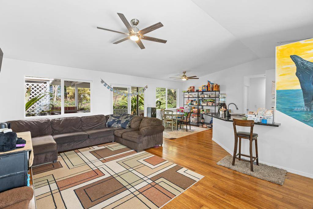 87-3194 GUAVA RD, Captain Cook, HI 96704
