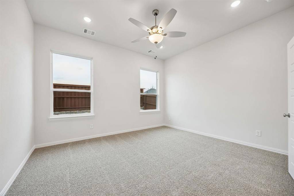 3941 Lakefield Drive, Heartland, TX 75114
