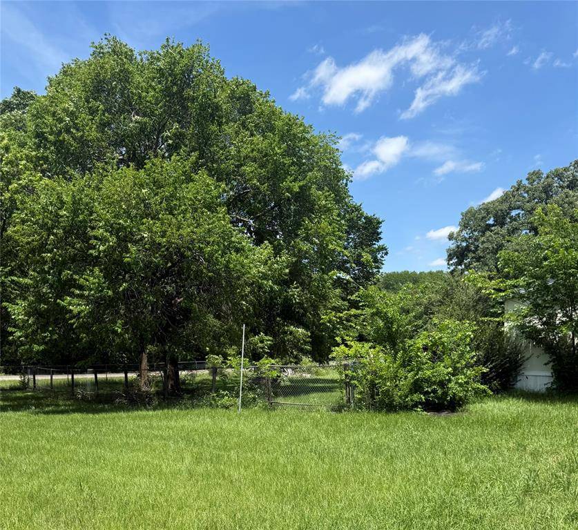 700 Kim Court, Cleburne, TX 76031
