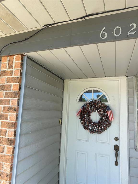 602 W Karnes, Robinson, TX 76706