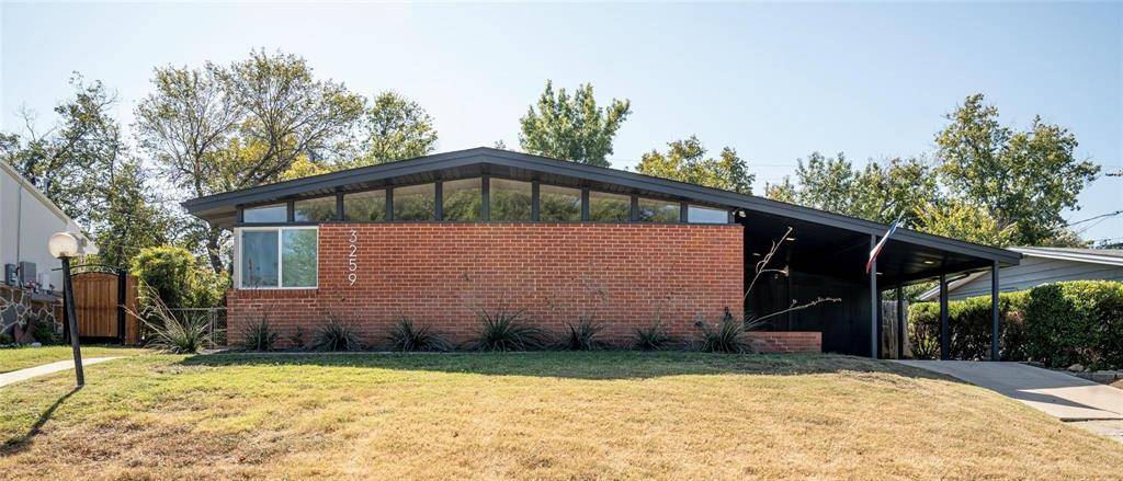 3259 Binyon Street, Fort Worth, TX 76133