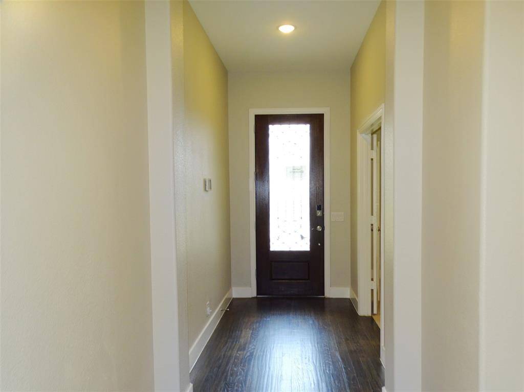 2125 Flora Lane, Desoto, TX 75115