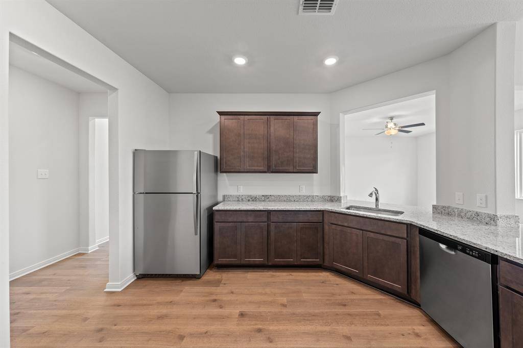 8305 Silverbow Drive, Ponder, TX 76259