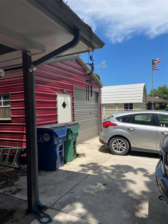 1005 Gary Street, Bridgeport, TX 76426