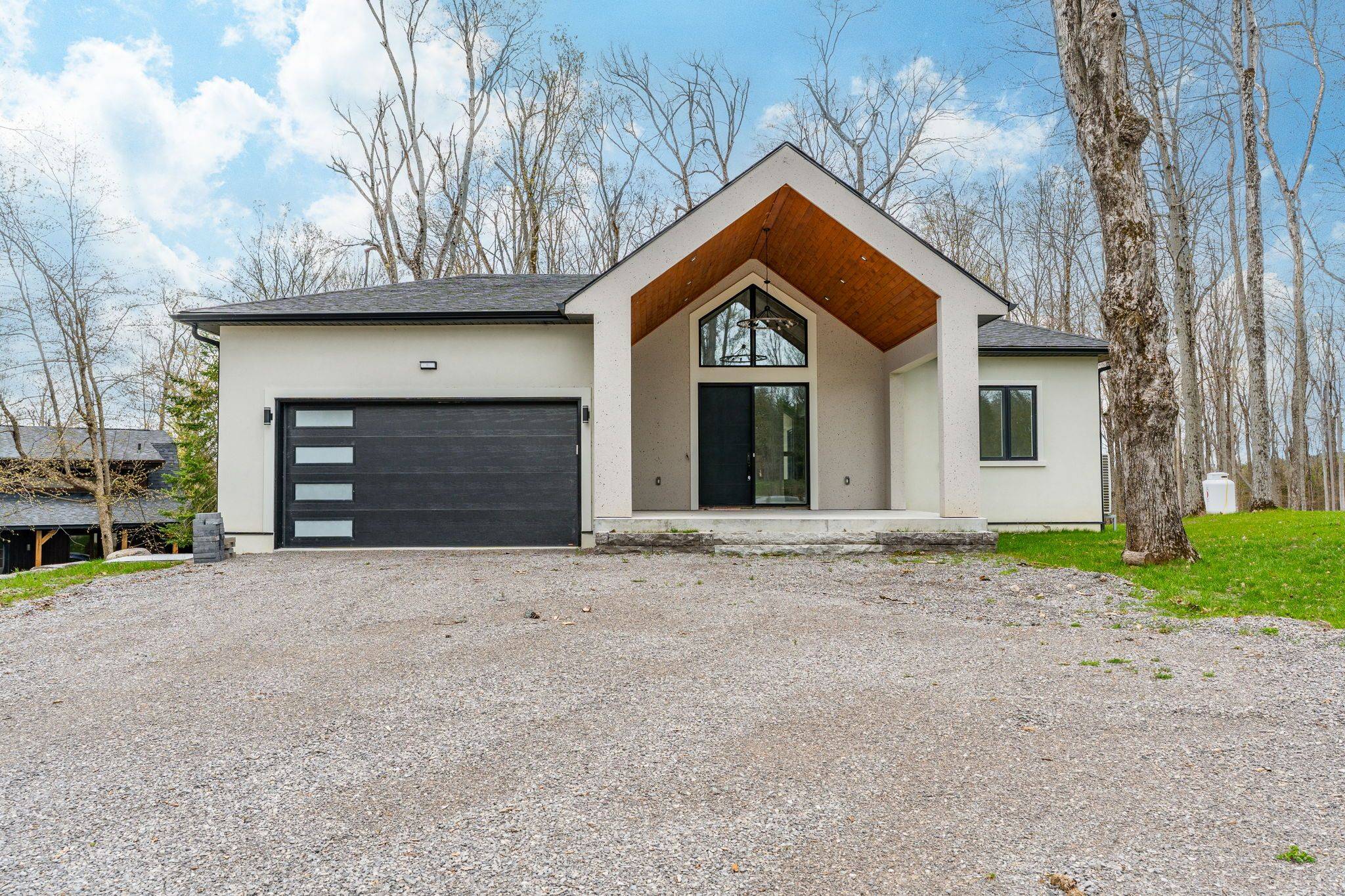 160 Sumcot DR, Trent Lakes, ON K0L 1J0