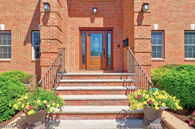301 Greenwood Ave, Florham Park Boro, NJ 07932