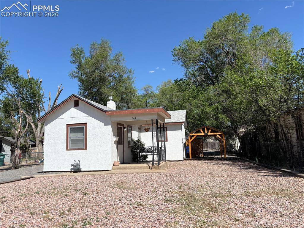 742 Belmont AVE, Pueblo, CO 81004