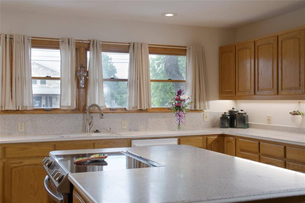 1900 S Walnut Street, Brady, TX 76825