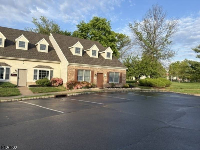 104 Towne Centre Dr, Hillsborough Twp., NJ 08844