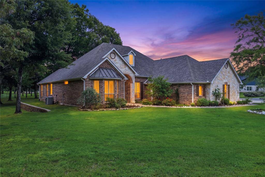 271 Private Road 5943, Yantis, TX 75497