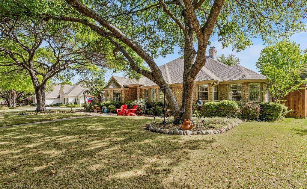5017 River Bluff Drive, Fort Worth, TX 76132
