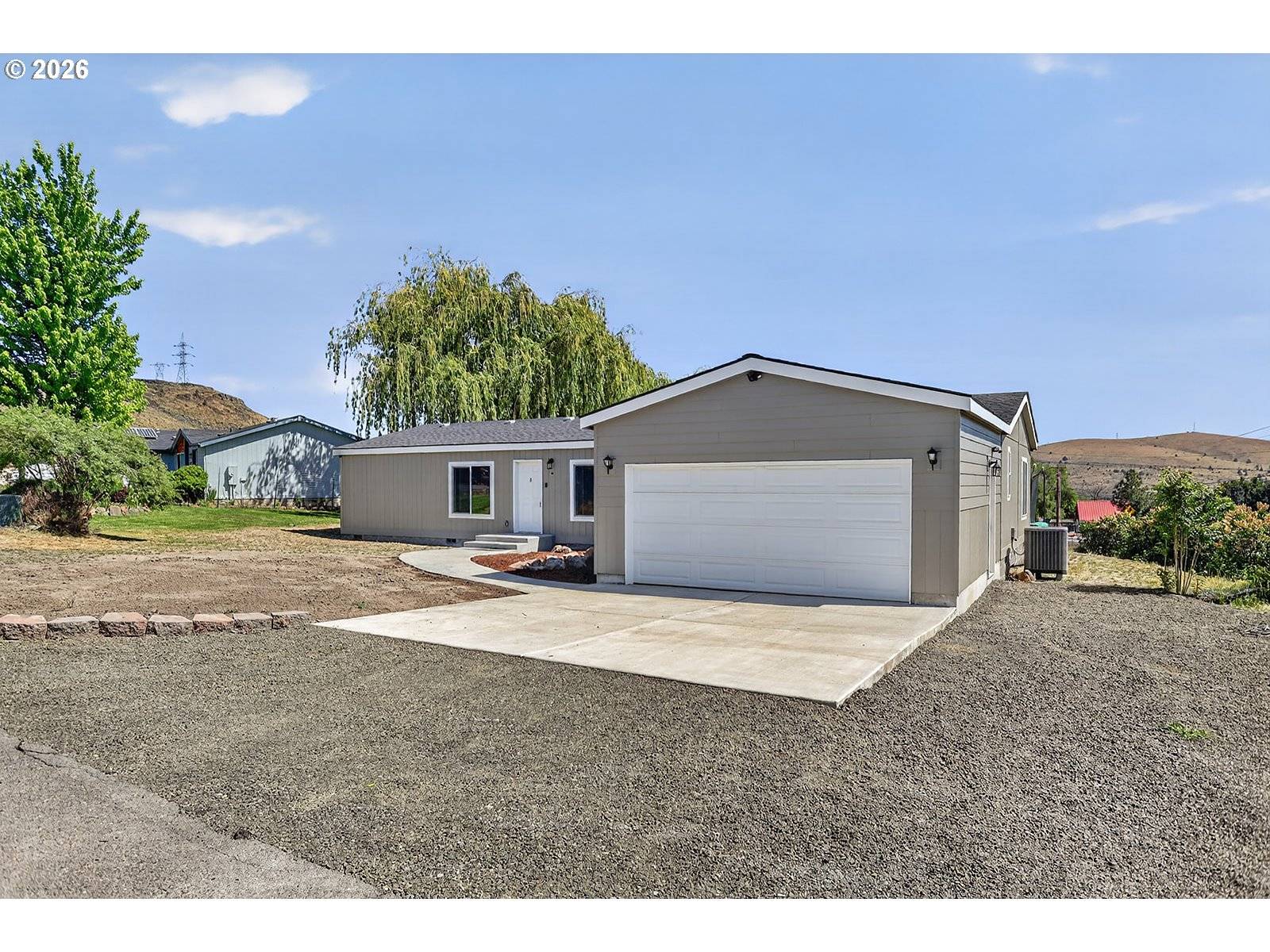 703 SPEY RD, Maupin, OR 97037