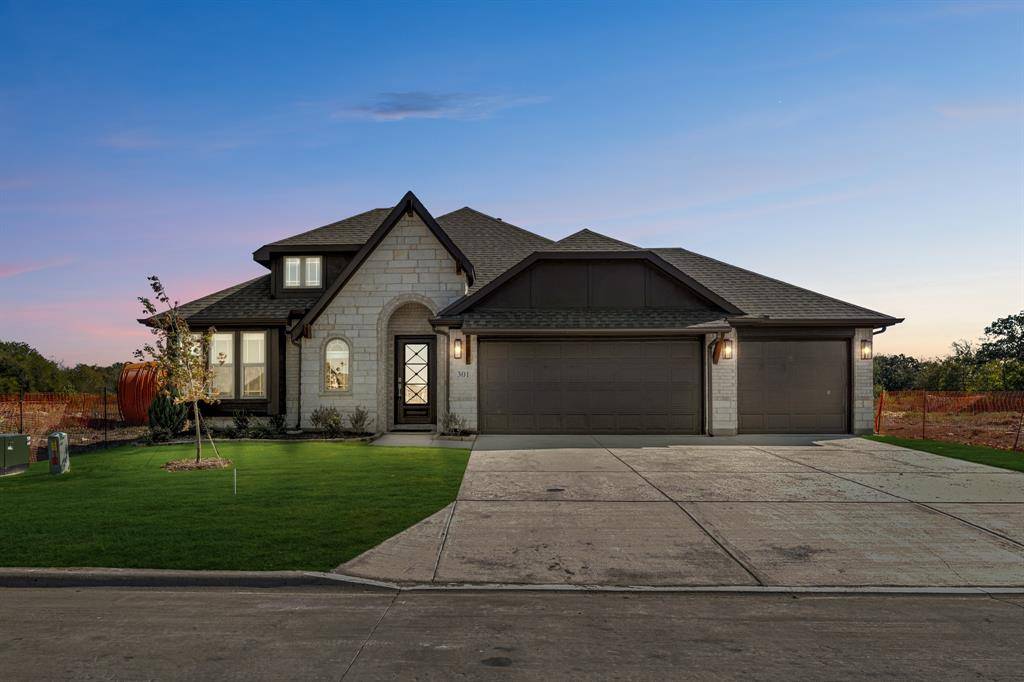 301 Saddlewood Trail, Commerce, TX 75428