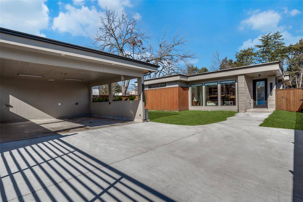 1439 E Louisiana Avenue, Dallas, TX 75216