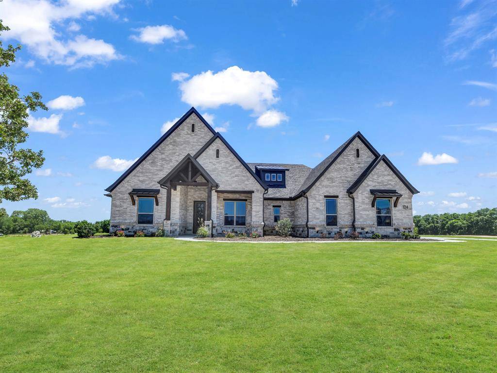 124 Desperado Way, Weatherford, TX 76088