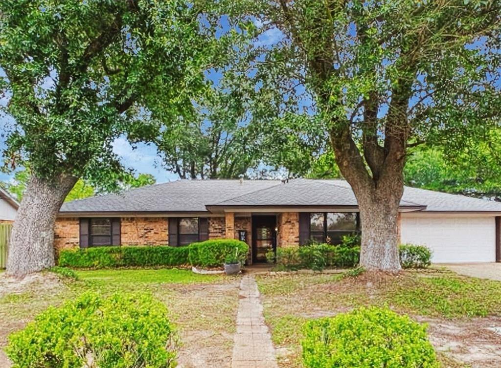 710 Bunny Rabbit Road, Athens, TX 75751