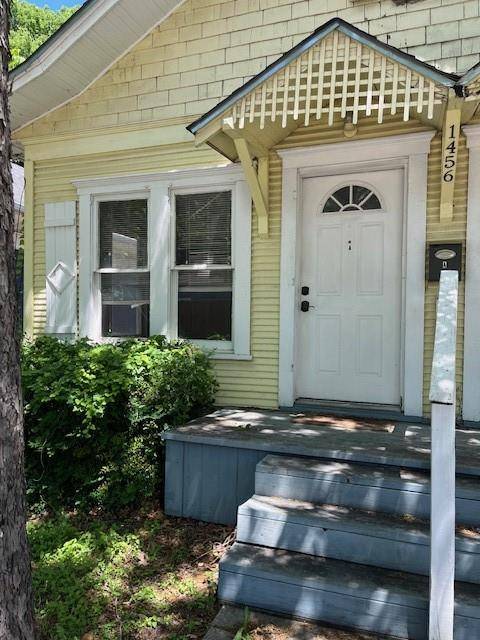 1456 W Allen Avenue, Fort Worth, TX 76110