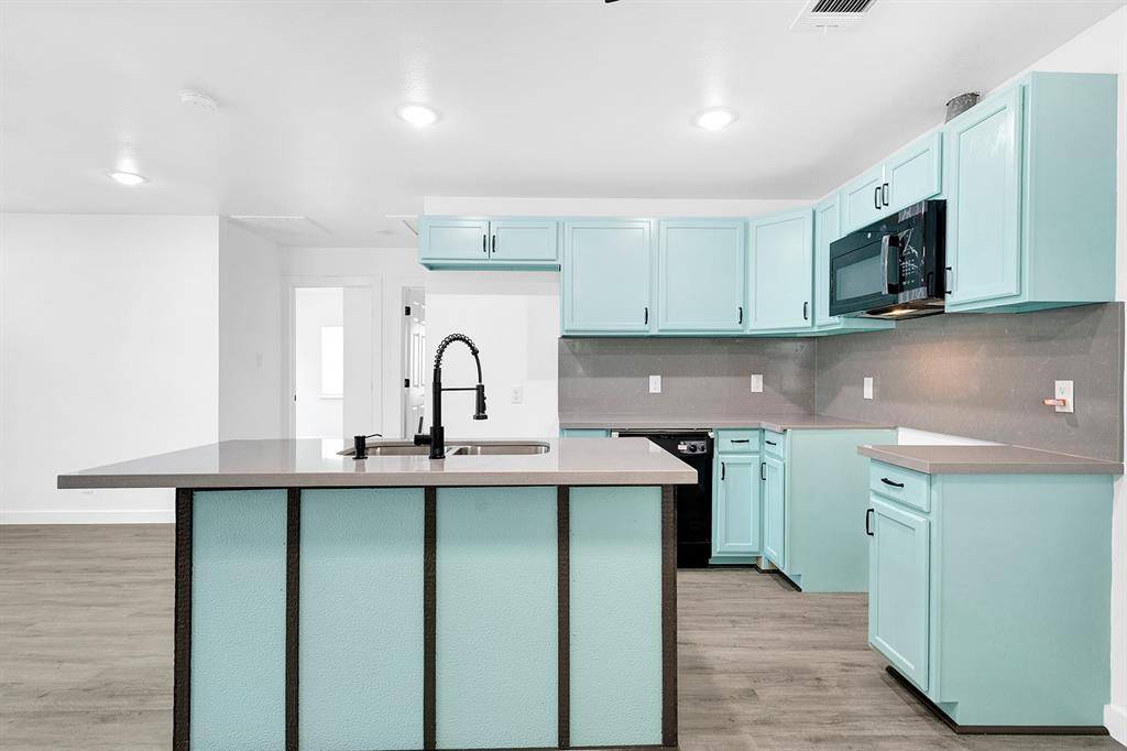 3335 S Ewing Avenue, Dallas, TX 75216