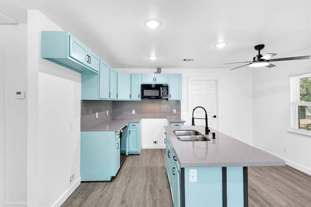 3335 S Ewing Avenue, Dallas, TX 75216