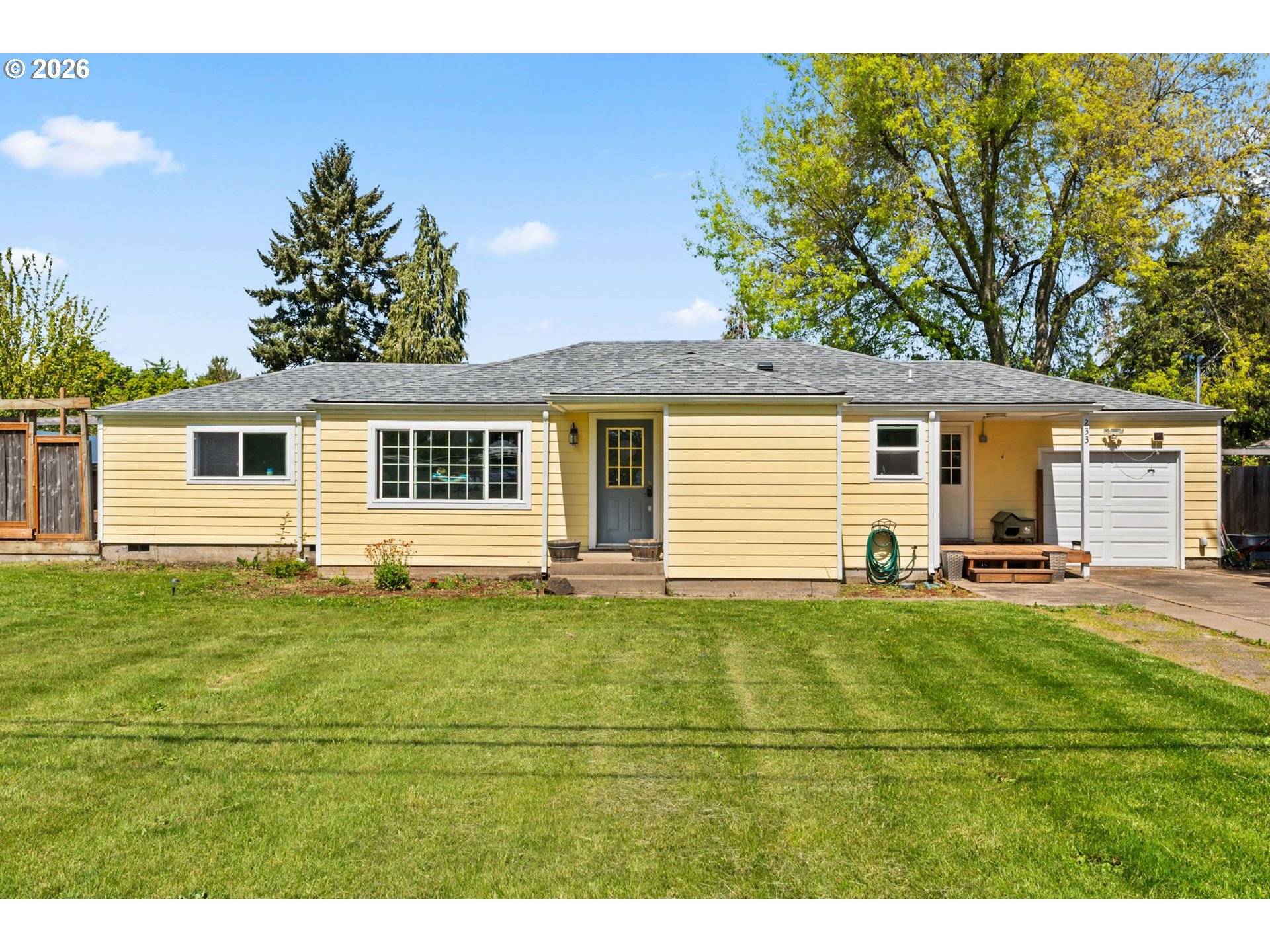 233 HOWARD AVE, Eugene, OR 97404