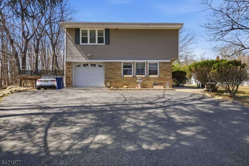48 White Meadow Rd, Rockaway Twp., NJ 07866