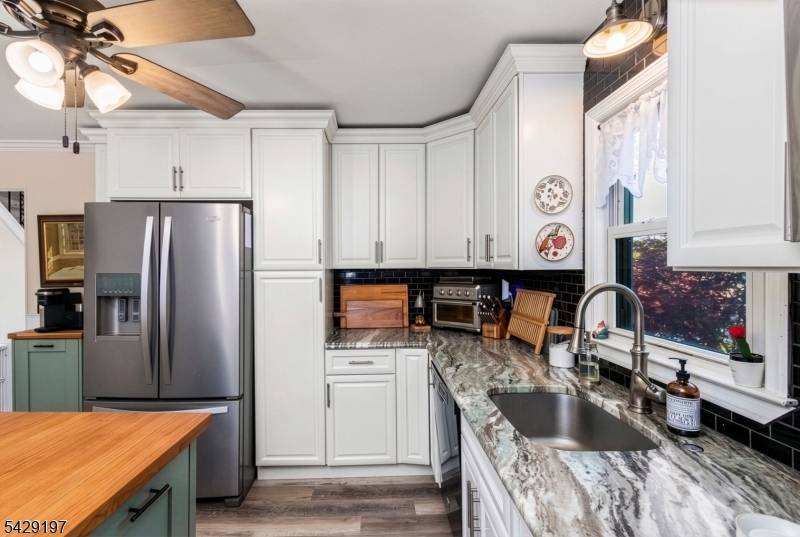 12 Cook St, Butler Boro, NJ 07405