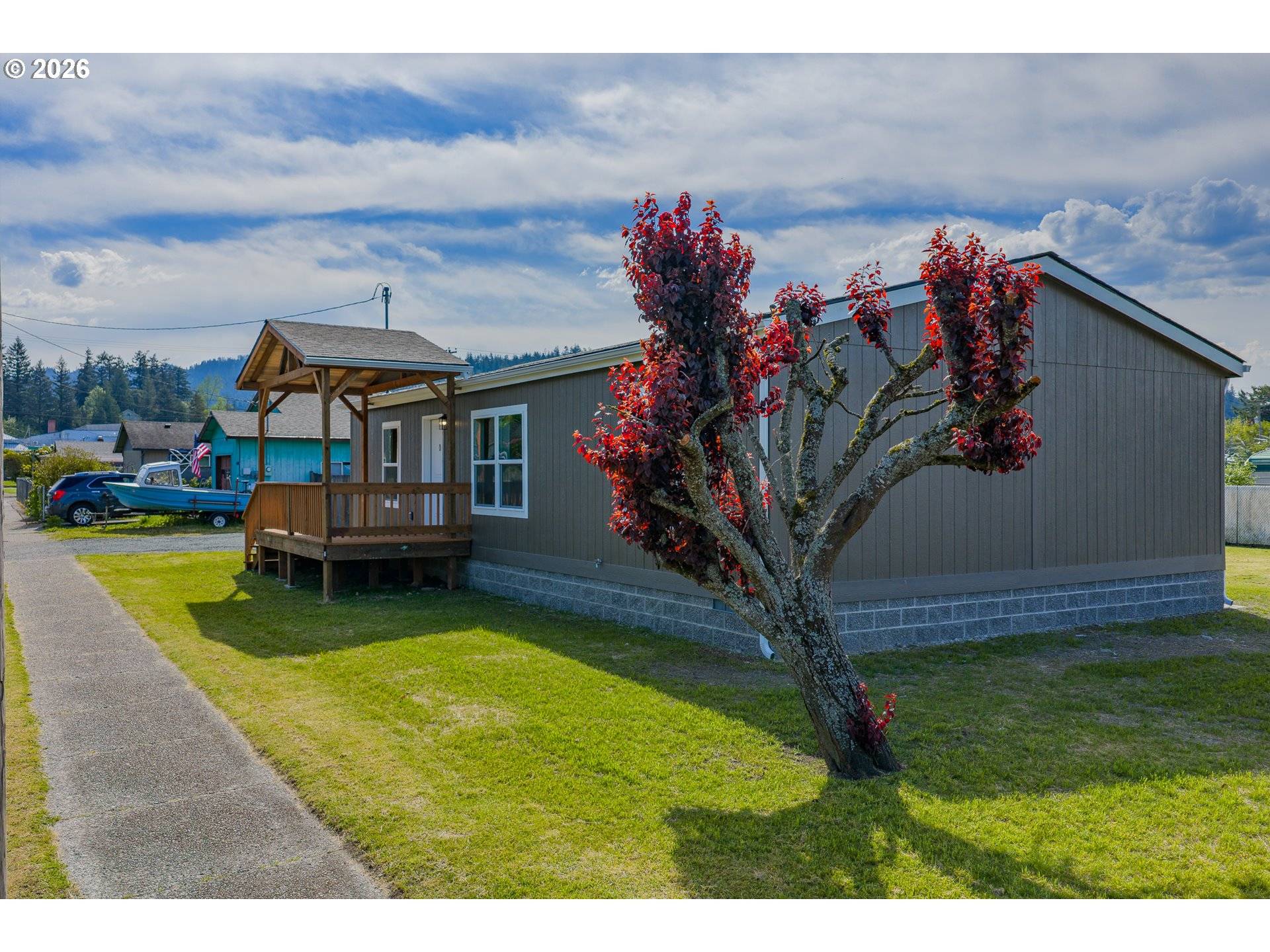 1314 BOTHWICK ST, Myrtle Point, OR 97458