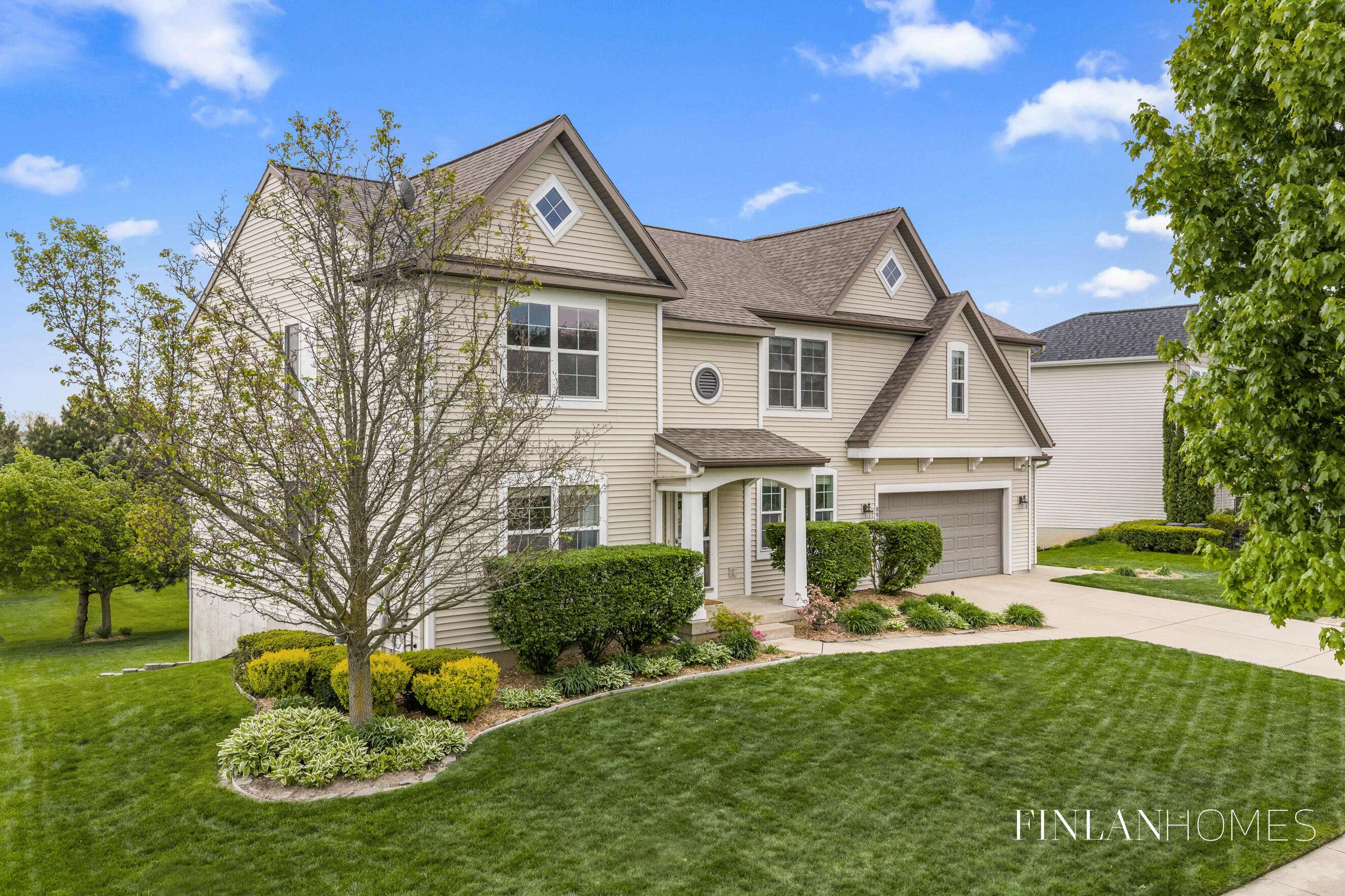 8980 Alanada DR SE, Caledonia Vlg, MI 49316