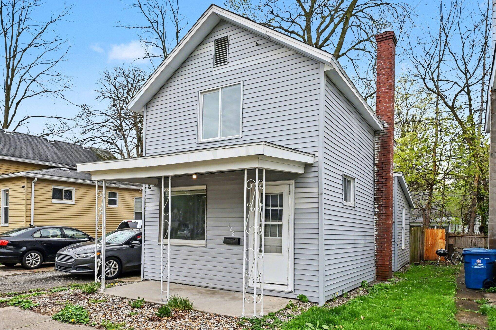 122 S 5th ST, Niles City, MI 49120