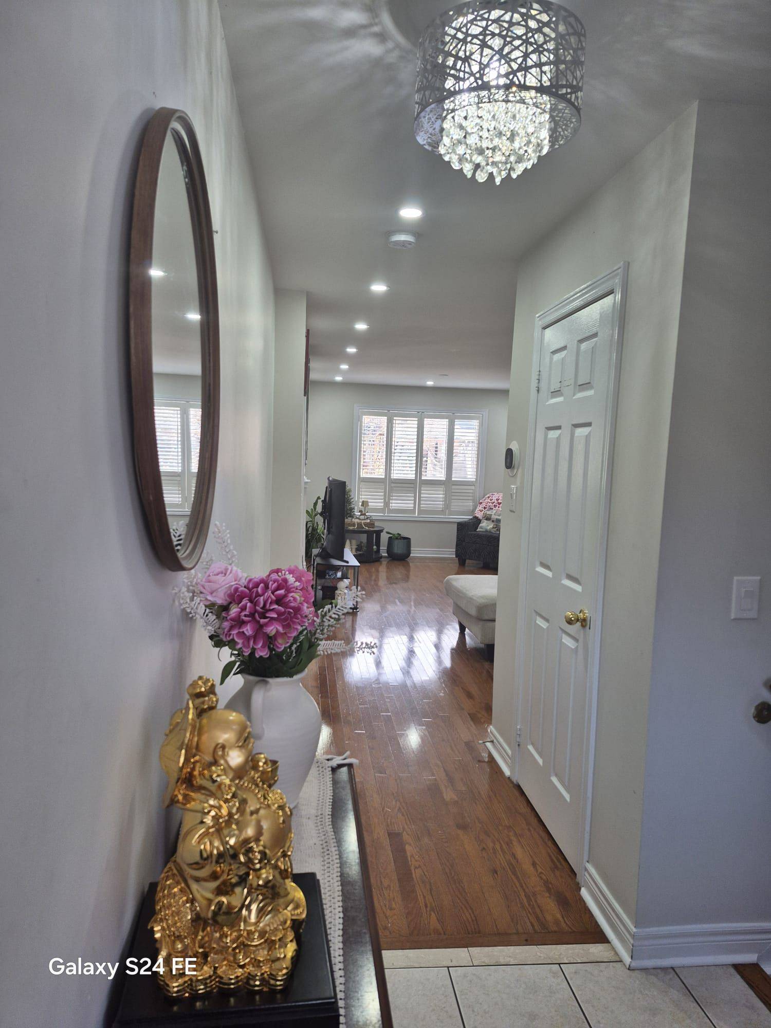 30 Trevino CRES, Brampton, ON L6P 1L9