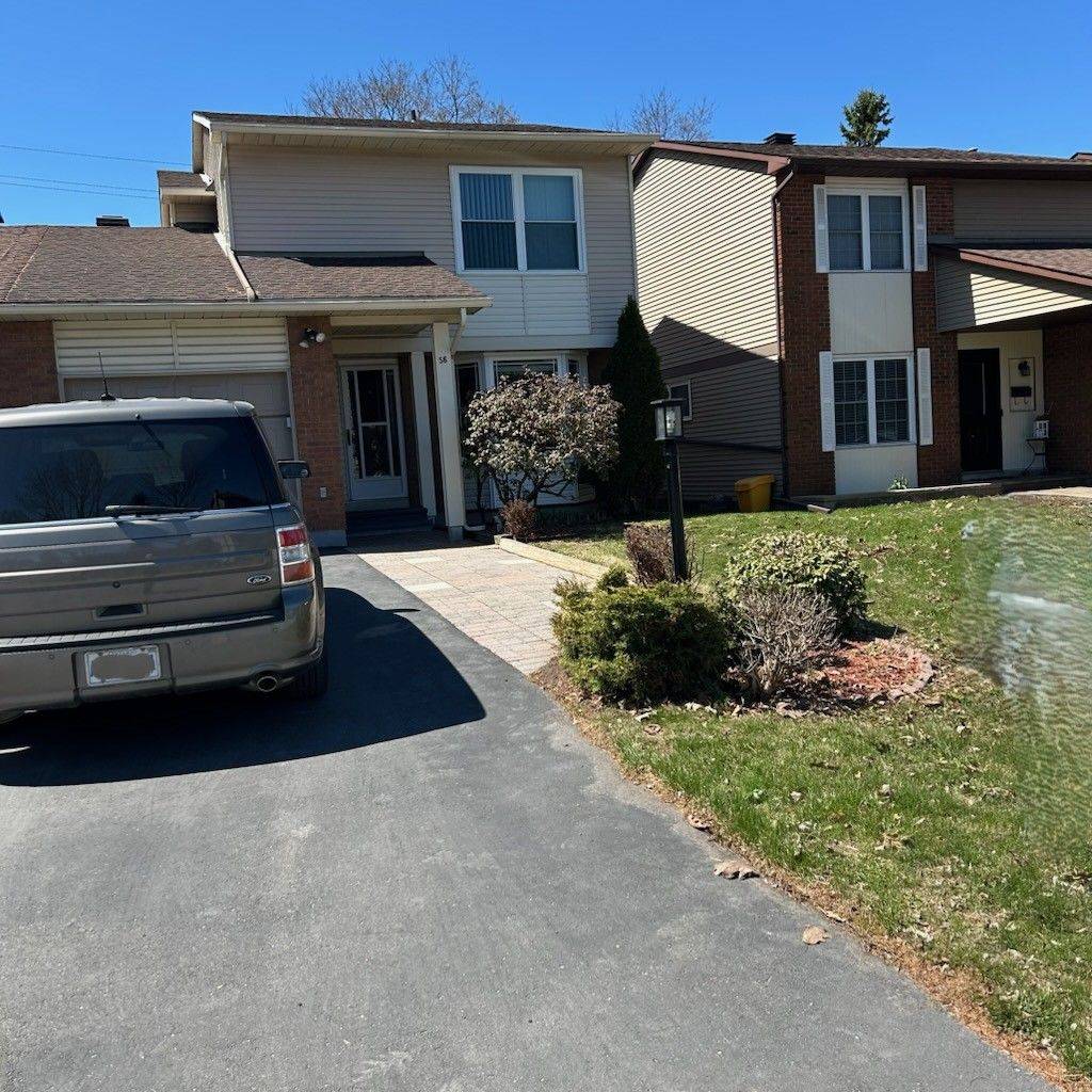 56 Fieldgate DR, Barrhaven, ON K2J 1T9