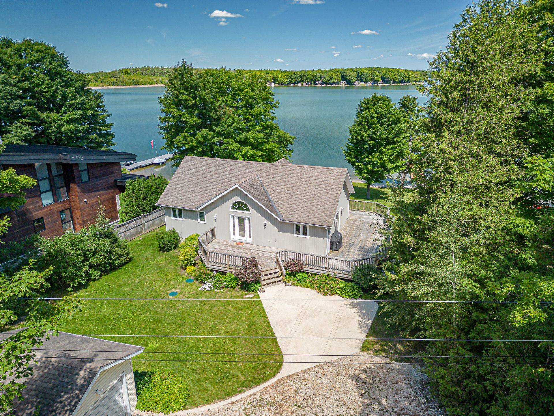 115 South Shores RD, Grey Highlands, ON N0C 1E0