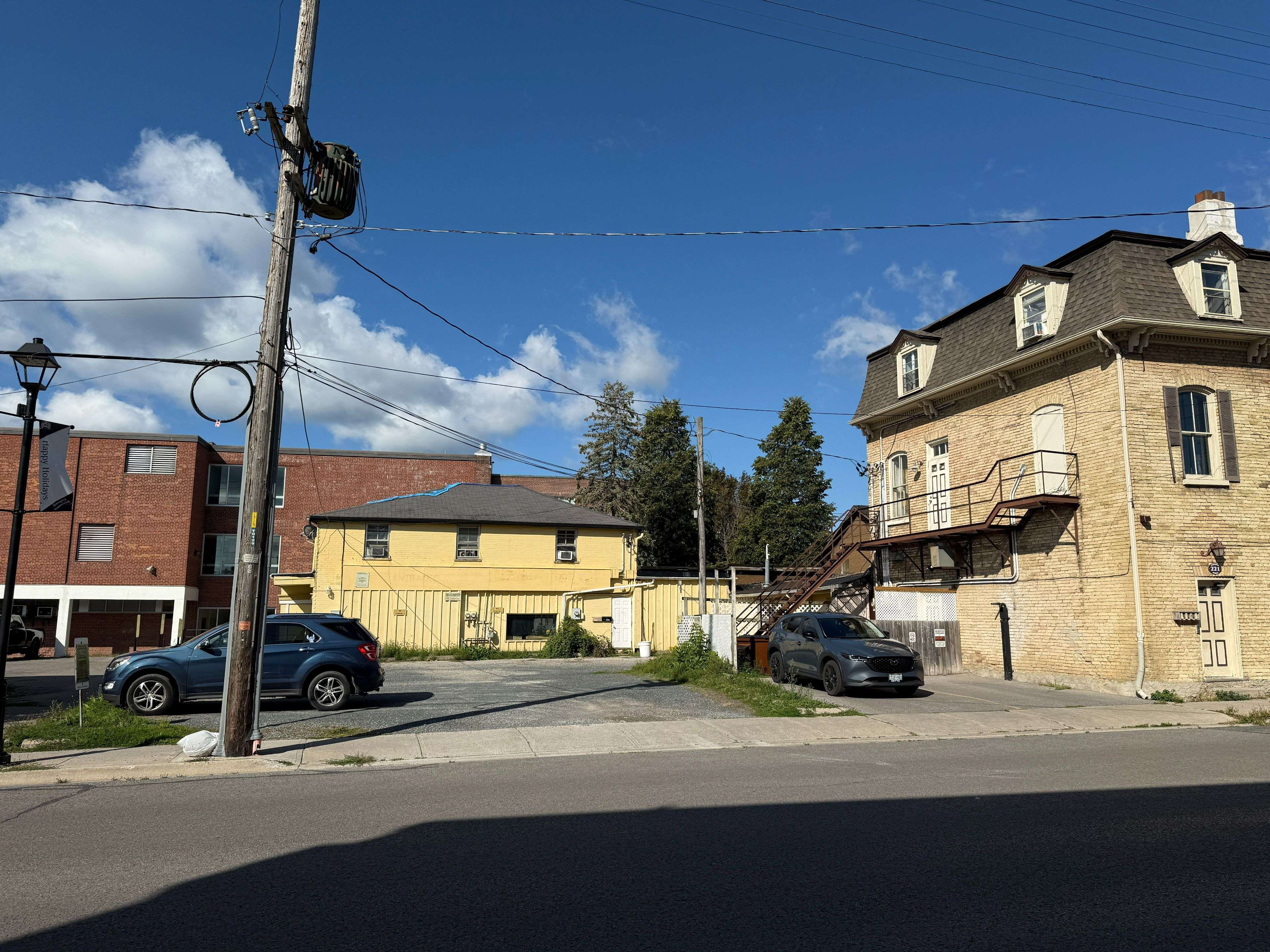 219 Hibernia ST #Apt B, Cobourg, ON K9A 4Y7