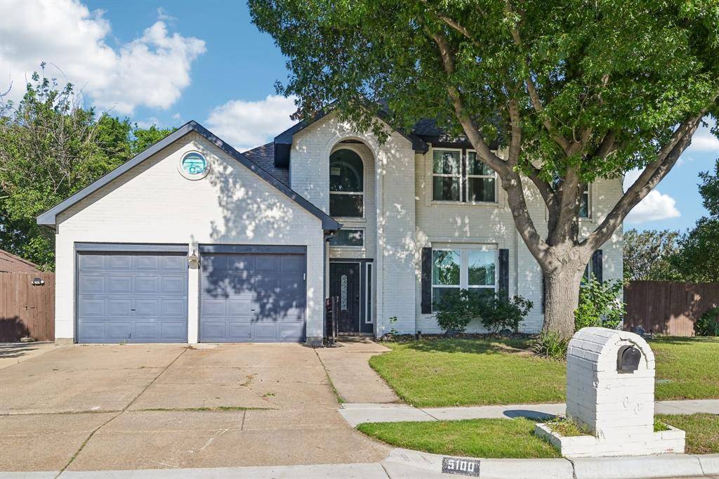 5100 Redwater Drive, Arlington, TX 76018