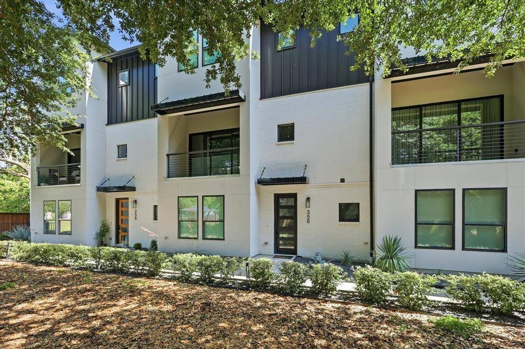 354 Foch Street #B, Fort Worth, TX 76107