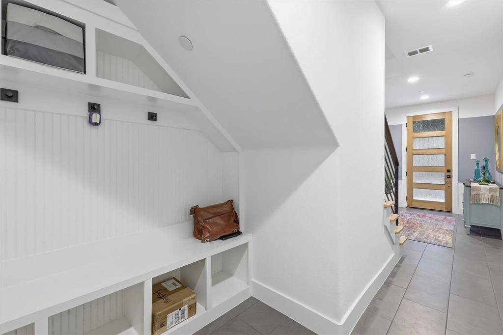 354 Foch Street #B, Fort Worth, TX 76107