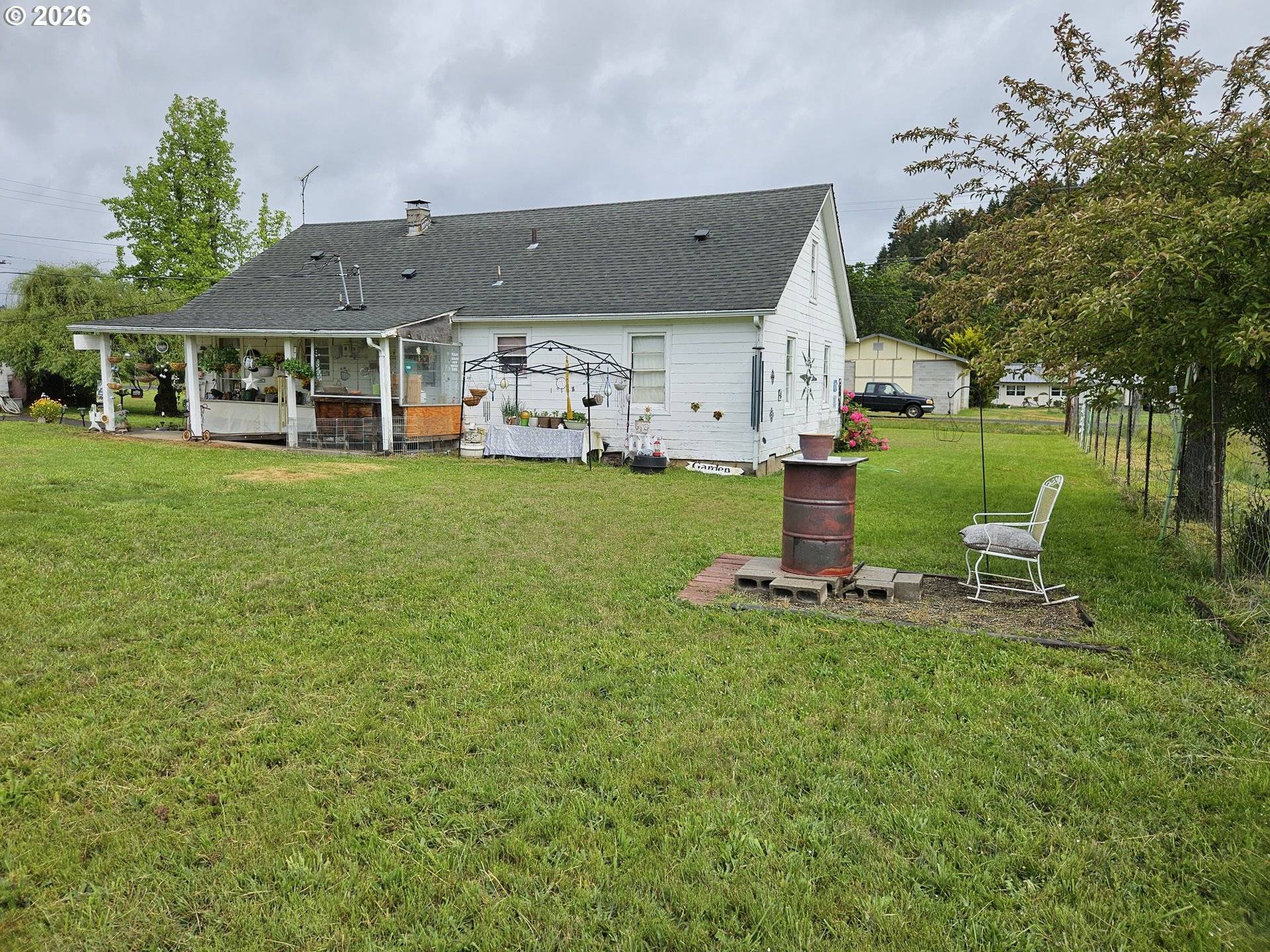 31782 GOWDYVILLE RD, Cottage Grove, OR 97424
