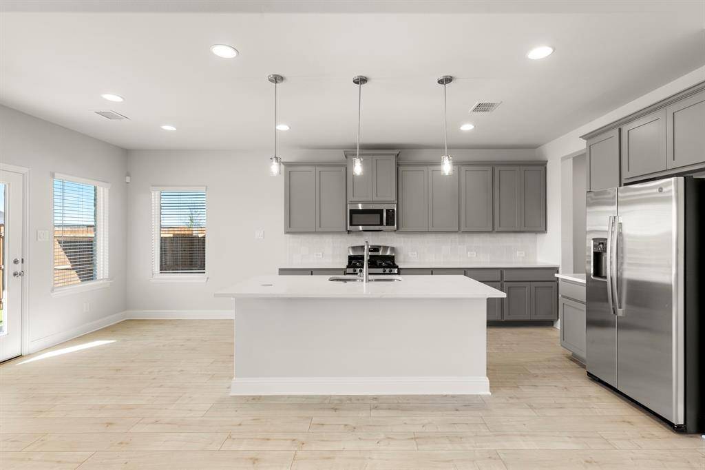 3120 Goldfinch Drive, Royse City, TX 75189